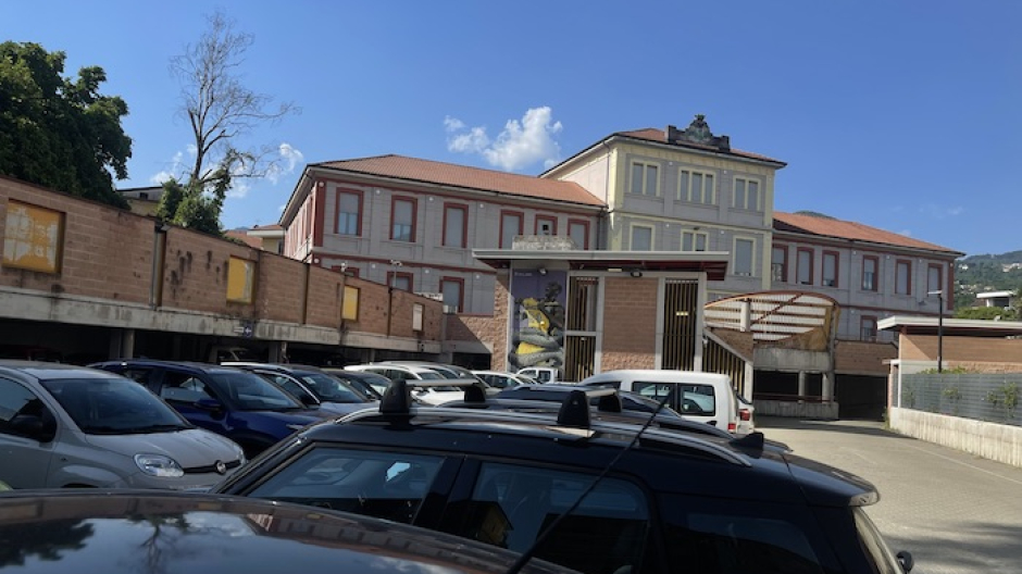 Ancora problemi al parcheggio Rosmini di Intra